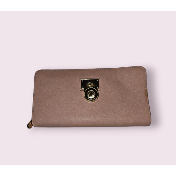 Michael Kors Pink Wallet - Picture 1 of 12